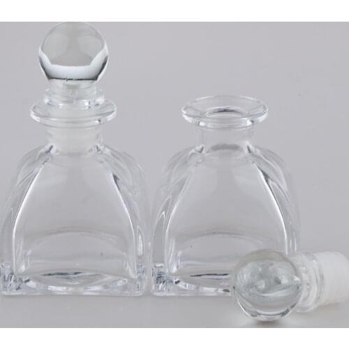 4 Pack 50ml Reusable Round Glass Bottles with Globular Cover Fragrance Accessories for DIY Reed Diffuser Aromatherapy Spa