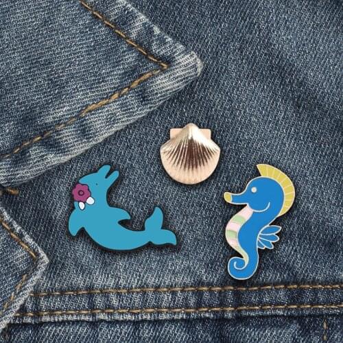 New Cartoon Dolphin Hippocampus Shell Cute Pin Needle Brooch Women Backpack Jackets Lapel Pins Brooches Jewelry Child Badge Gift