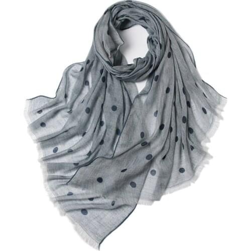 2020 new Womens printed warm fine wool shawl for autumn and winter scarfs for ladies