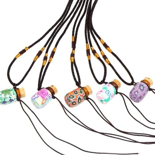 Car Hanging Perfume Pendant Fragrance Air Freshener Empty Glass Bottle For Essential Oils Diffuser Automobiles Ornaments 0.5ml