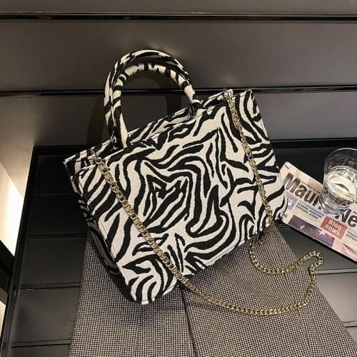 DUKAIWITTY Women's Bags With Print