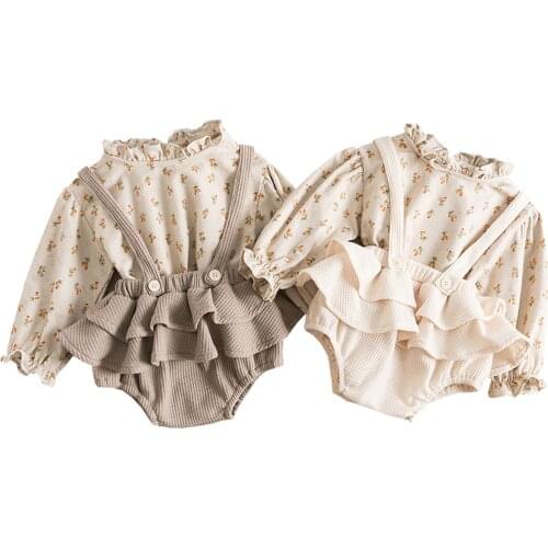 New Baby Girls 2pcs Lovely Cloths Sets Ruffles Long Sleeve Flowers Printed Pullover Tops+Suspender Shorts Set