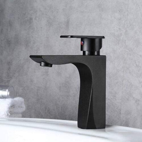 Black Square Bathroom Sink Faucet Single Handle Hot Cold Mixer Basin Faucet Wash Tap Bathroom Toilet Deck Mounted Basin Tap