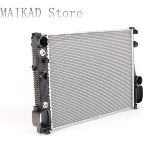 Radiator Engine Cooling Water Radiator for Mercedes-Benz W221 S320 S350 S280 S300 S500 S250 S420 S450 S550 S400 A2215003103