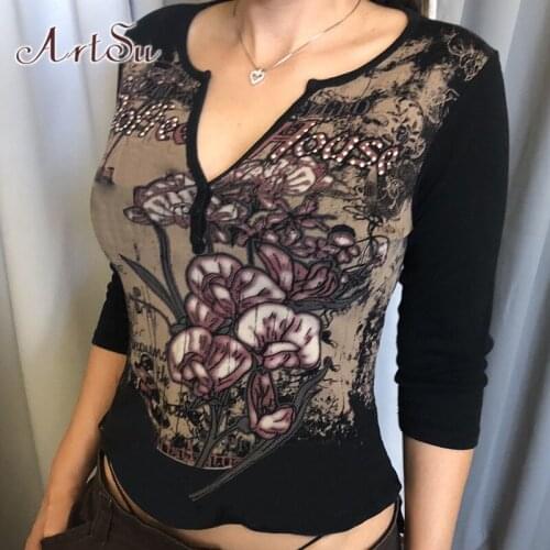 ArtSu Black Cropped Shirt Y2K Clothes Vintage Printed Floral V Neck Autumn Streetwear Patchwork Long Sleeve Top Tees T-Shirt