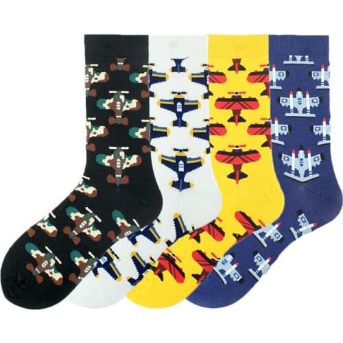 New 4 Color Breathable Korea Harajuku Women Socks Casual Cotton Personality Animal Cartoon Creative Lovely Funny Skateboard Sox