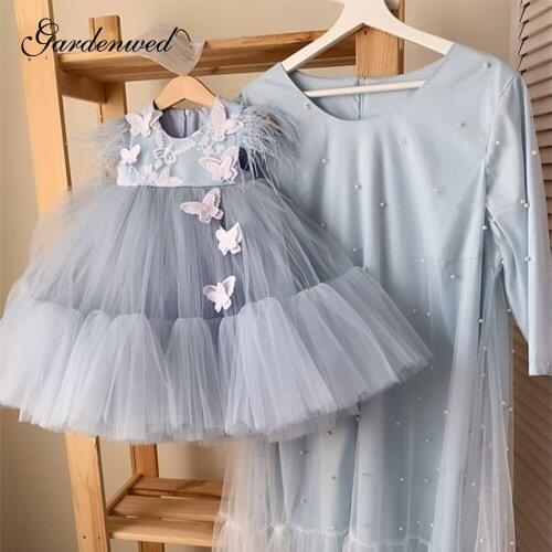 Gardenwed 2020 Puffy Cute Flower Girl Dresses Feather Sleeveless Tulle Layers Ball Gown Kids Bow Lace Appliques Pageant,Vestido