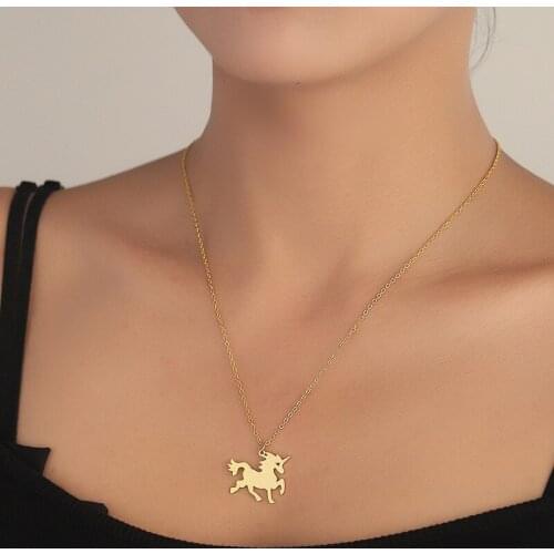 Lucky Uicorn Pendant Necklaces for Girls Kids Runing Horse Choker Lovely Mascot Animal Wishing Jewelry Gift