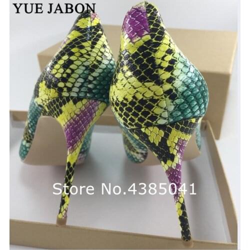 YUE JABON 2019 NEW ARRIVE Women Shoes Green Snake Printed Sexy Stilettos High Heels 12cm/10cm/8cm Pointed Toe Women Pumps