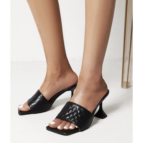 Oversized Wine Glass With Square Toe Fashionable Outdoor Slippers Super High Heel Pleated Nightclub Ladies Slippers Simple Style