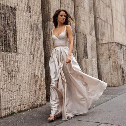 Backless Satin Micro Wedding Dress Sweetheart A Line Custom Made Vestido De Noiva Simple Sweep Train Sleeveless Bridal Gowns