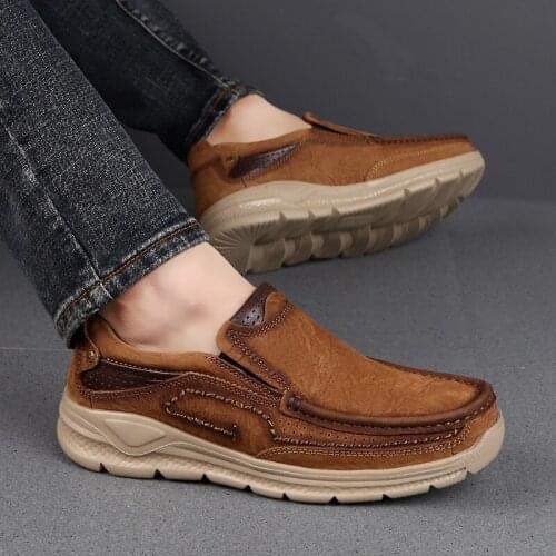 Classic Mens Shoes Genuine Leather Non-slip Men Loafers Casual Breathable Casual Leather Shoes Men Soft Moccasin 2021 New