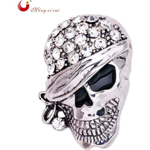 Punk Rock Rhinestone Skull Brooches pins Homme Party Masculino pirate Rhinestone Broach Jewelry broch women X1514