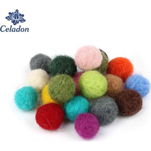 20pcs/bag 15/20mm High quality Random Mix Colors Wool Felt Ball Pom Poms for DIY Jewelry Earrings Toys Craft Jewelry Findings