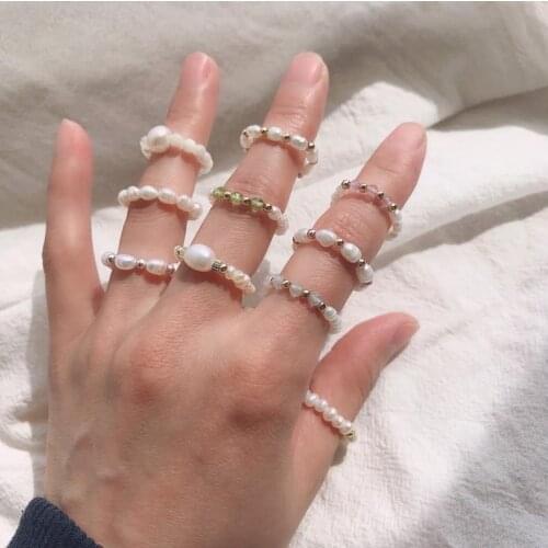 Fashion Minimalist Pearl Rings Multi-style Natural Freshwater Pearl Rings for Women Girls Elastic String Beaded Rings Adjustable