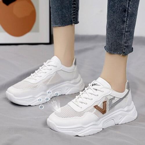 New womens shoes spring and summer 2021 Flat-bottomed mesh Joker breathable casual shoes White thick floor shoes sports shoes