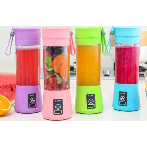 Portable Fruit Juicer Cordless Juicer Rechargeable Fruit Squeezer Mini Fruit Extractor Smoothie Blender Handheld Vegetable Mixer