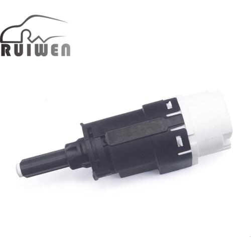 Brake light switch for Dacia Dokker Lodgy Sandero Lada Largus Kasten Renault Captur Clio Sandero 253206170R 25 32 061 70R