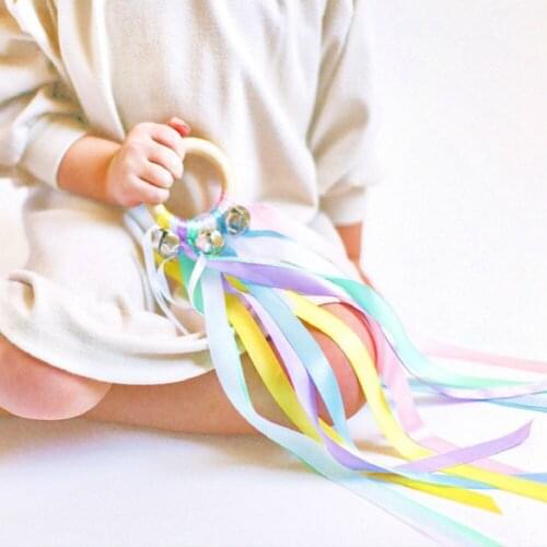 Montessori Wooden Circle Rainbow Ribbon Ring Rattle Hand Kite Toys Baby Develop Hearing Recognition Sensory Shower Birthday Gift