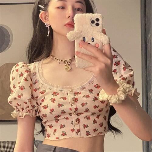Elegant Women Summer Ribbed Single-Breasted T-Shirts Floral Short Puff Sleeves Button-Open Crop Tops With Lace Trim