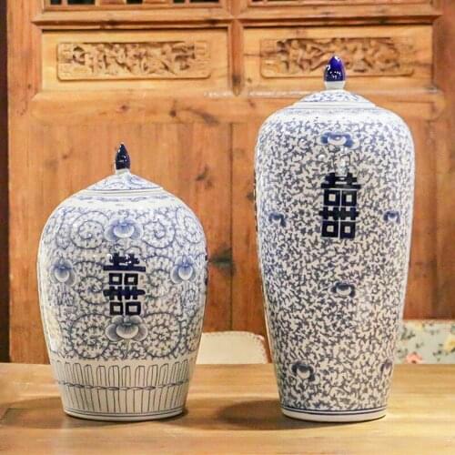 Jingdezhen Hand-painted Blue And White Wax Gourd Jar Storage pot Ornaments Chinese Classical Decorative Porcelain Ginger jar