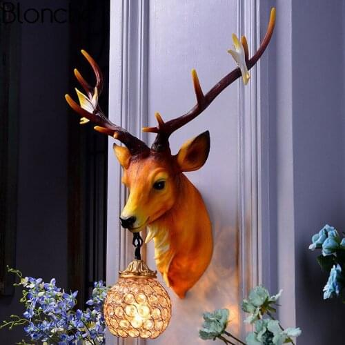Nordic Creative Deer Wall Lamp Resin Antlers Wall Sconce Dining Room Bedroom Stair Lamp Home Art Decor Light Fixtures Luminaire