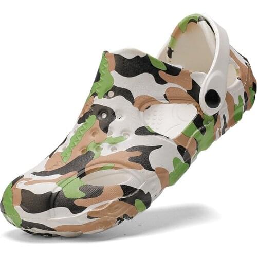 Summer Men Sandals Classic Male Slippers breathable camouflage beach shoes Outdoor Walking casual shoes Roman Sandals Size 40-45