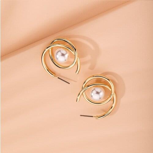 1Pair The New Geometry Stud Earrings Female Natural Pearl Earrings Eardrop Web Celebrity Personality Trend