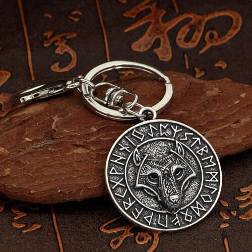 Dropshipping Black eyes Viking wolf head In Runic Circle Pendant Magical Staves Compass Rune Amulet Collier Keychain