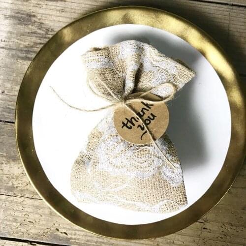 100pcs lot Custom name Anniversary return gifts Engagement chocolate package Birthday gift boxes Wedding Burlap candy Bag