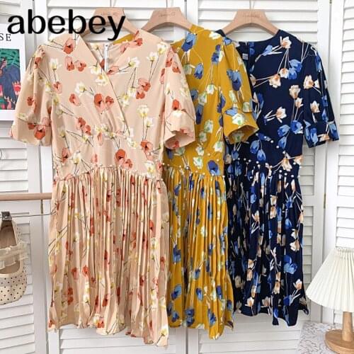 Sweet V-neck short sleeve Dress beaded decoration high waist floral short A-line Pleated Dress 2021 New Summer Women