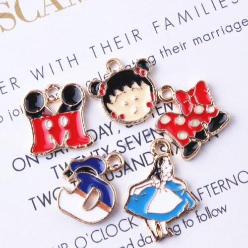 Cute Cartoon Alice Chibi Maruko Girl Alloy Enamel Dangle Charms Pendant for Women DIY fit Bracelet Necklace Jewelry Accessories