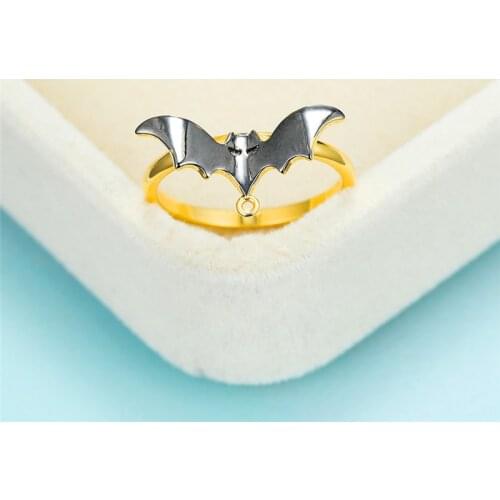 Punk Female Male White Crystal Ring Classic Black Gold Bat Thin Ring Cute Halloween Party Small Eedding Rings For Women Men