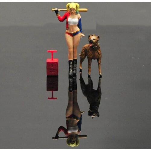 1/64 scale miniature character clown girl model mini doll ornaments suitable for car scene decoration ornaments