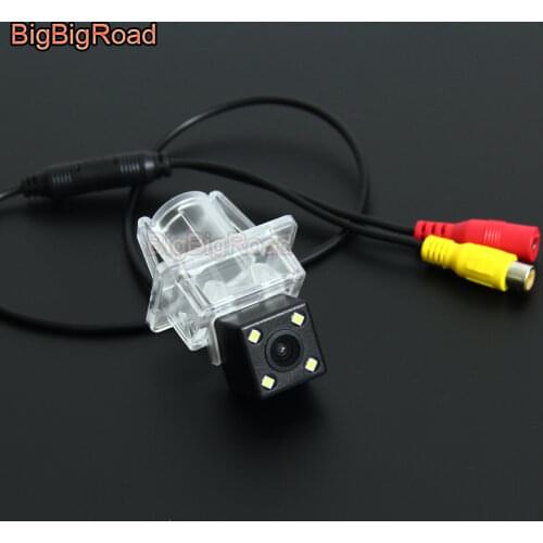 BigBigRoad For Mercedes Benz C Class W204 C207 / E Class MB W212 ML350 ML63 GLK Class 200 260 300 Wireless Car Rear View Camera