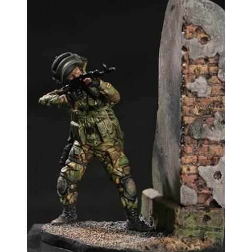 1/24 Resin Model Building Kit Figure soldier with base