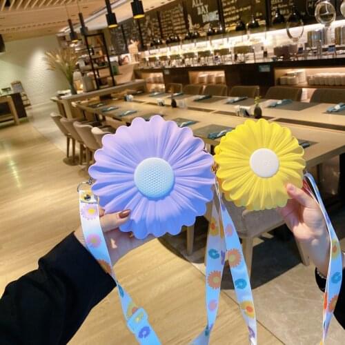 Hylhexyr Kids Flower Shaped Messenger Bags Zipper Silicone Shoulder Bag Cute Handbag Daisy Coin Purse Women Wallet