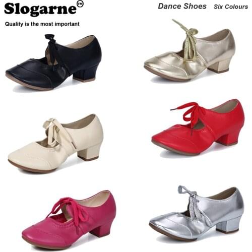 Slogarne Pumps