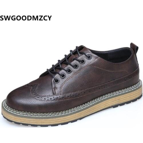 Brogues Mens Luxury Shoes Men Designer Shoes Leather Shoes Men Sapatos Masculinos Casuais Couro Zapatilla Hombre Schoenen