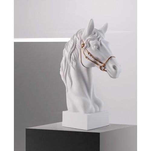 Modern Creative Study Hallway Wine Cabinet Decoration Horse Head Decoration Entry Luxury Home Soft Decoration Sculpture Artwork