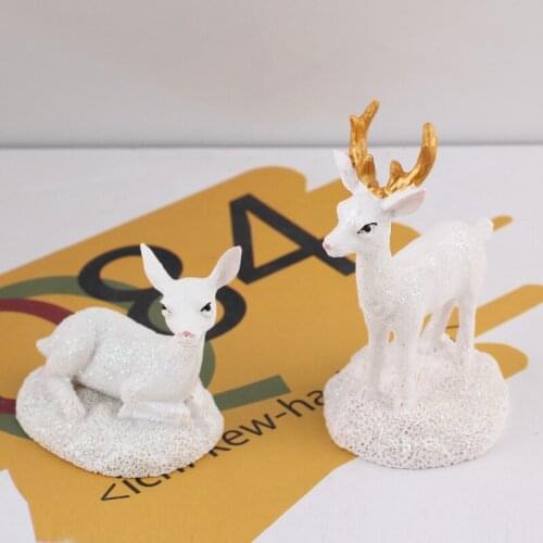 Home Decoration Accessories Resin Nordic Deer Study Living Area Desktop Ornaments Car Decor