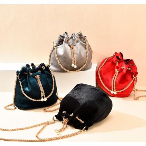 Brand Designer Luxury Handbags Women Fashion Velvet Shoulder Bag Women PU Leather Chain Crossbody Bags Large Capacity Bucket Bag