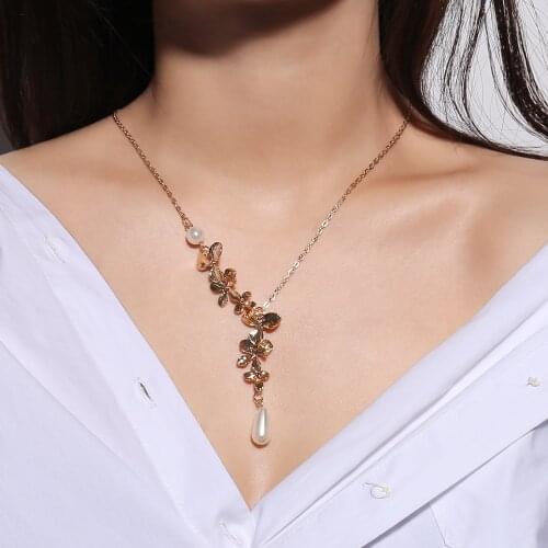 Fashion Jewelry Thin Chain Necklace Pretty Design Hot Selling Metal Flower Simulated Pearl Pendant Necklace Gifts For Women Girl