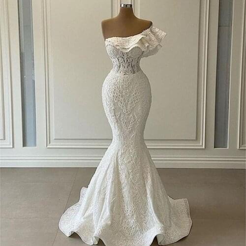 One Shoulder Mermaid Wedding Dress 2021 Luxury Ruffles 3D Lace Appliqued Bridal Gowns Robe de Mariage