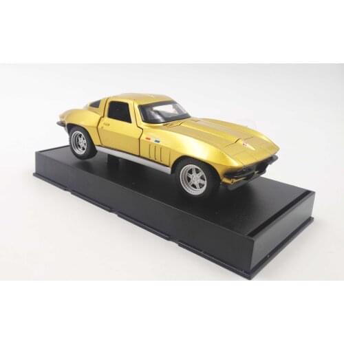 Diecast 1:32 Scale Alloy Golden C2 Racing Car Model Metal Pull Back Chevy Sports Kid Toy Collection Decoration Display Ornament