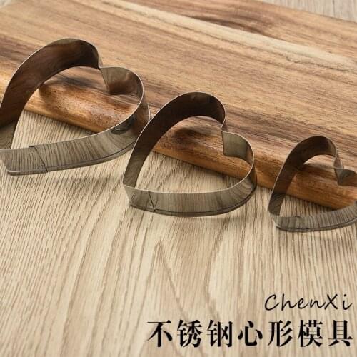 3PCS Stainless steel heart-shaped biscuit mold three-piece three-dimensional DIY cookie cutter