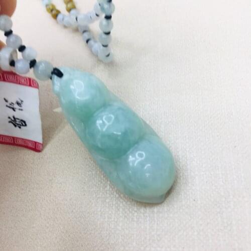 Pure natural Emerald jade hand carved light green peas pendant three-color jade bead necklace men and women sweater chain