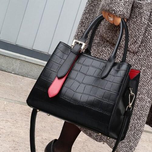 100% Genuine Leather Handbags 2021 New Ladies Portable Large-capacity Fashion Crocodile Pattern One-shoulder Messenger Bag Gg