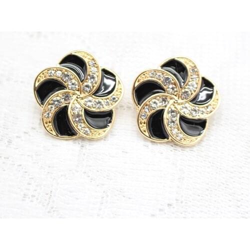 And South Korea set auger adorn article do old black flowers drop light glaze luxury fashion personality stud earrings
