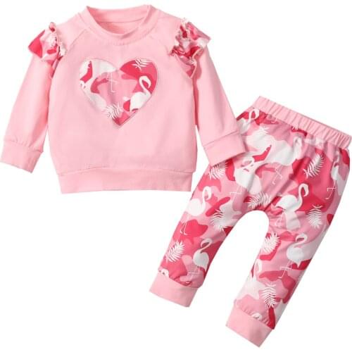 Newborn Baby Girl Clothes Set Fashion Heart Flamingo Print Pullover Tops Pants 2Pcs Autumn Toddler Infant Clothing Outfits